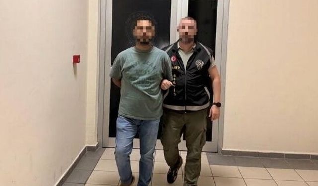 İzmit’te Dolandırıcılık Suçundan Aranan Şahıs Yakalandı