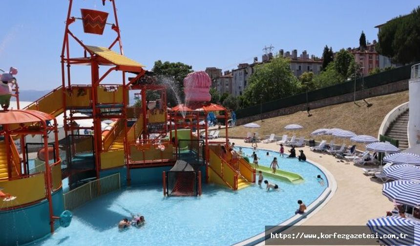 İzmit Belediyesinin, Aquapark'ı Açıldı