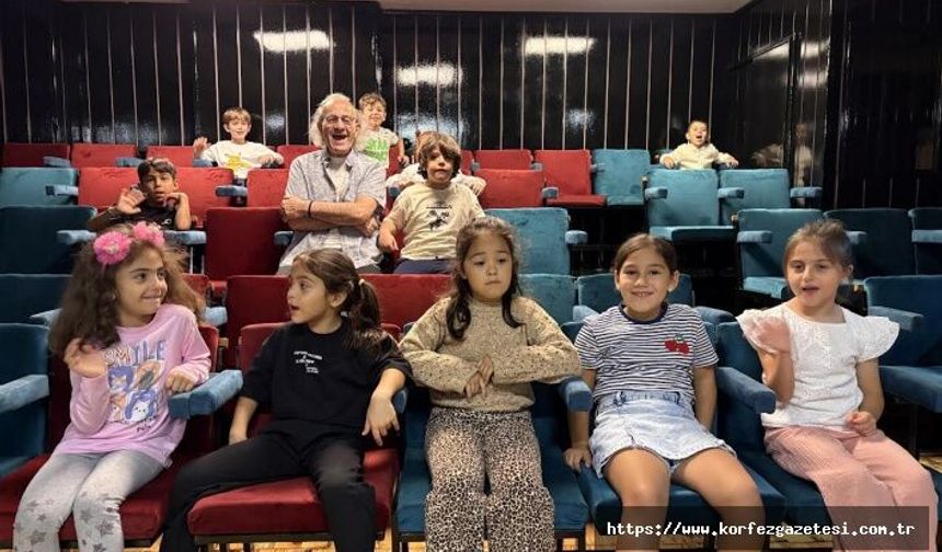 Kocaeli’de Tiyatro Eğitimi Başladı: 12 Grup Sahneye Hazırlanıyor