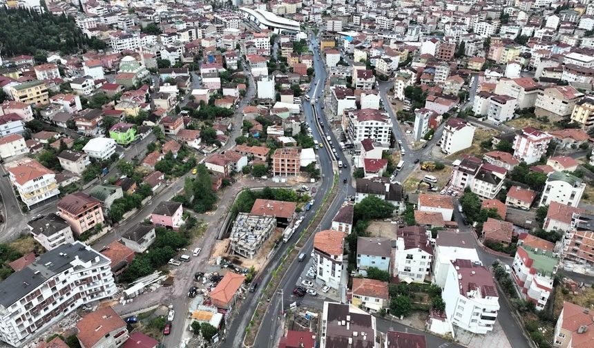 Uğur Mumcu Caddesi Yenileniyor