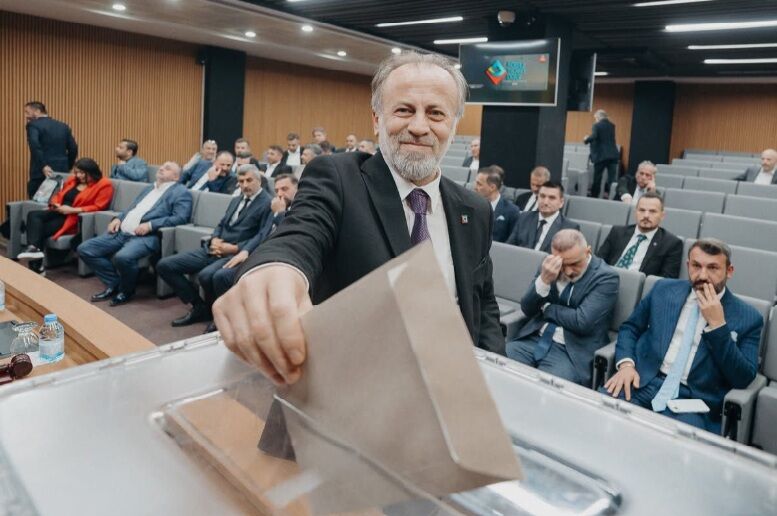 Körfez Ticaret Odası Meclis Başkanlığına Mustafa Gülçan Seçildi